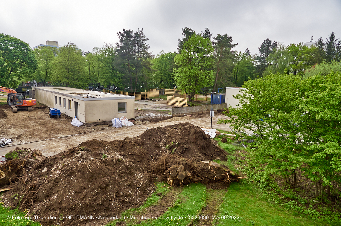 09.05.2022 - Baustelle am Haus für Kinder in Neuperlach